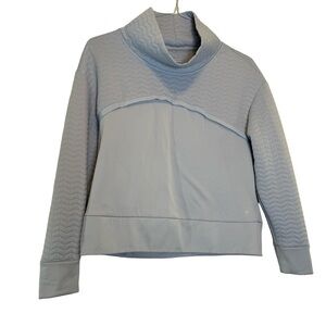 Layer 8 Quilted Baby Blue Athletic Long Sleeve Top Women's Size Medium M